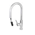 Fauce de cuisine OEM / ODM Factory Fauce en acier inoxydable 304 Taps d&#39;eau Taps modernes Tirez les robinets d&#39;évier de cuisine de cuisine